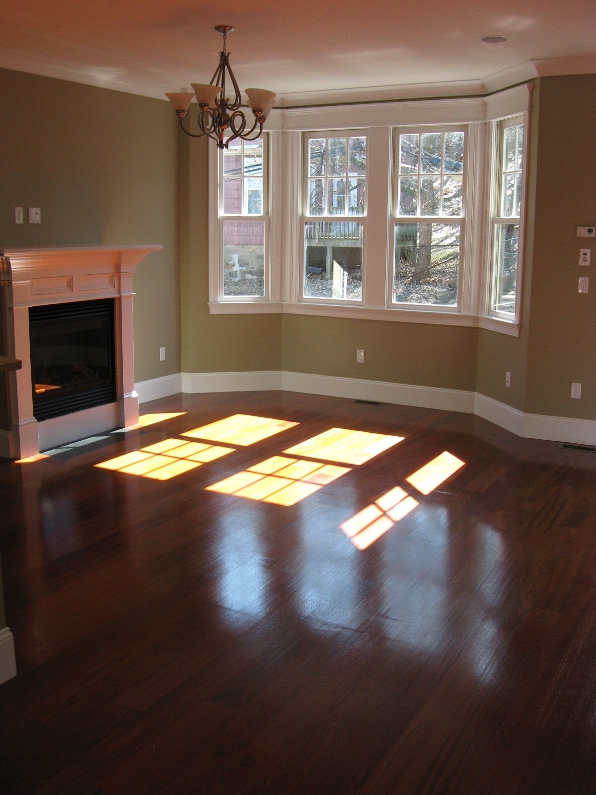 Building Photo - 15 Eldora St