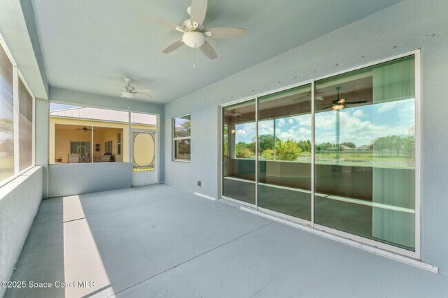 Building Photo - 3720 Alamanda Key Dr