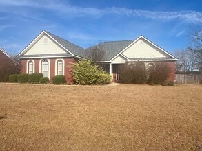 Building Photo - 104 Prestige Dr