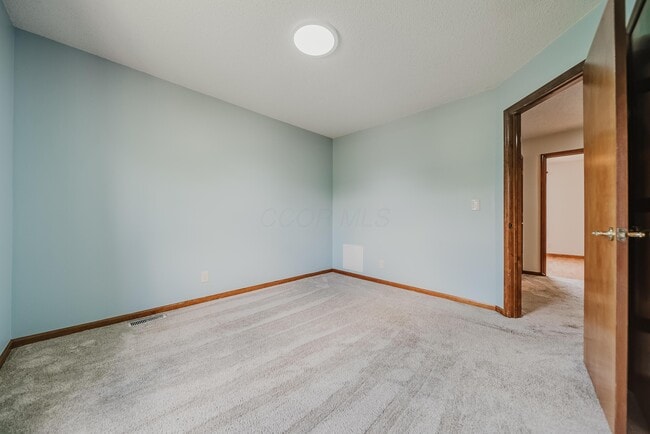 Building Photo - 2598 Hoover Crossing Way