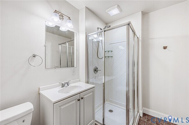 Building Photo - 15604 Heth Dr