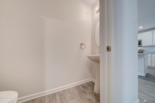 Building Photo - 4060 Silver Spur Rd