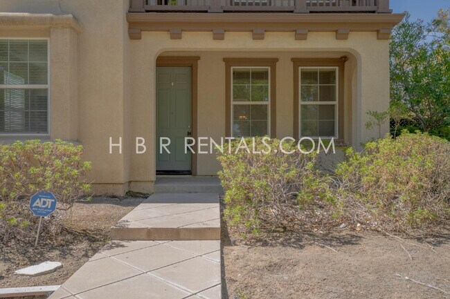 Building Photo - 521 S Altura Ct