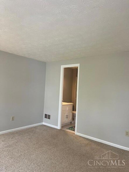 Building Photo - 8059 Hetz Dr