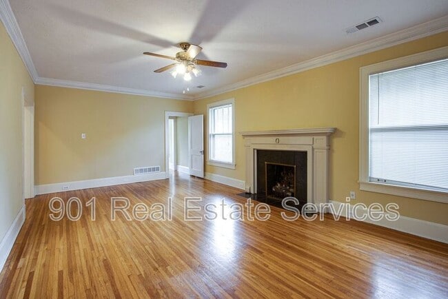 Building Photo - 257 Hawthorne St