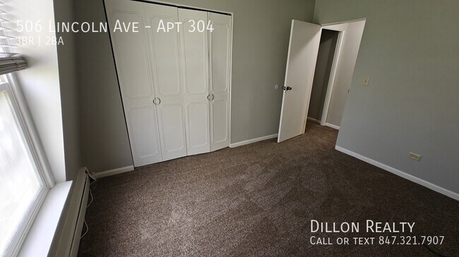 Building Photo - 506 Lincoln Ave