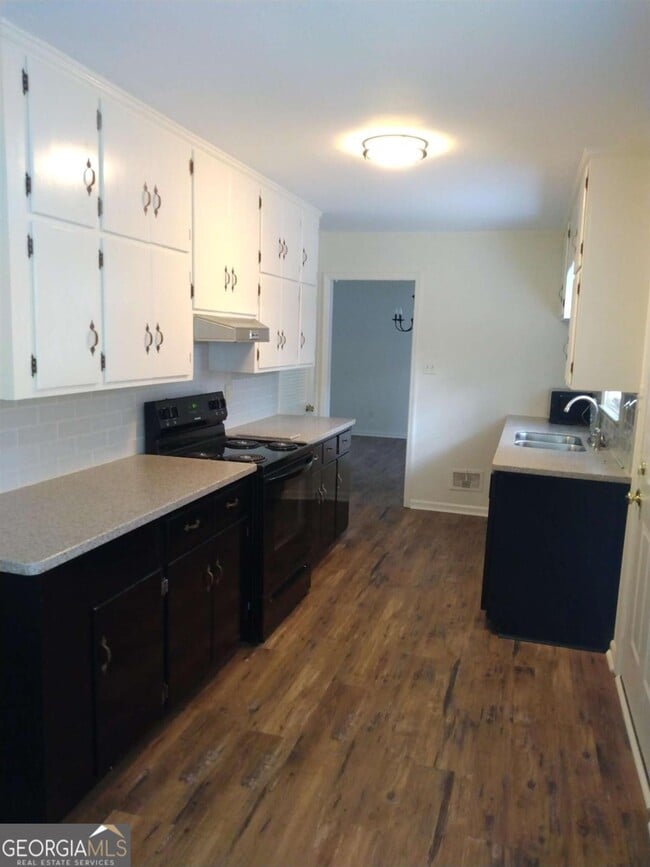 Building Photo - 5134 Indie Cir SE