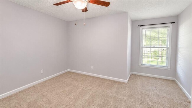 Building Photo - 1235 Grayland Hills Dr