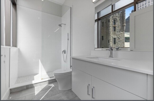 Building Photo - 108-110 Arlington St