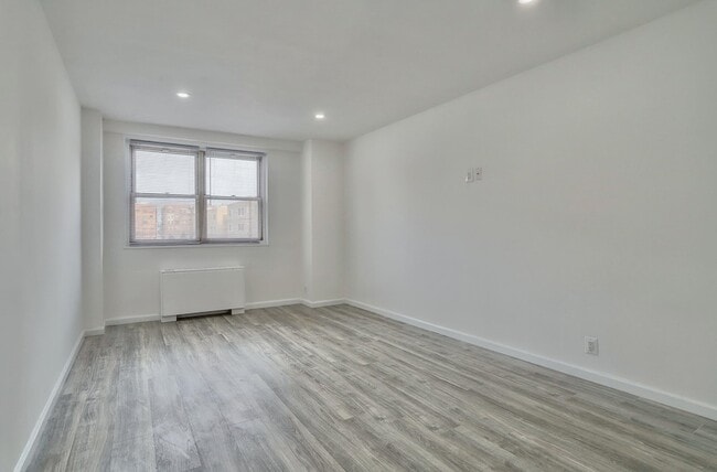 Building Photo - 7100 JFK Blvd E