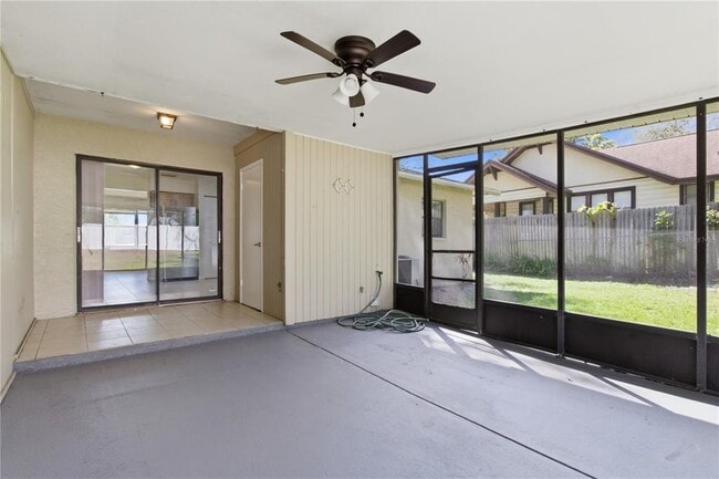 Building Photo - 216 4th Ave SW