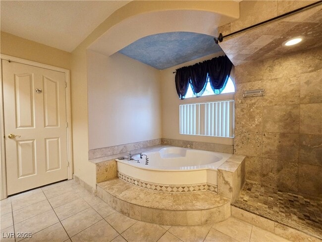 Building Photo - 3697 Ferndale Cove Dr