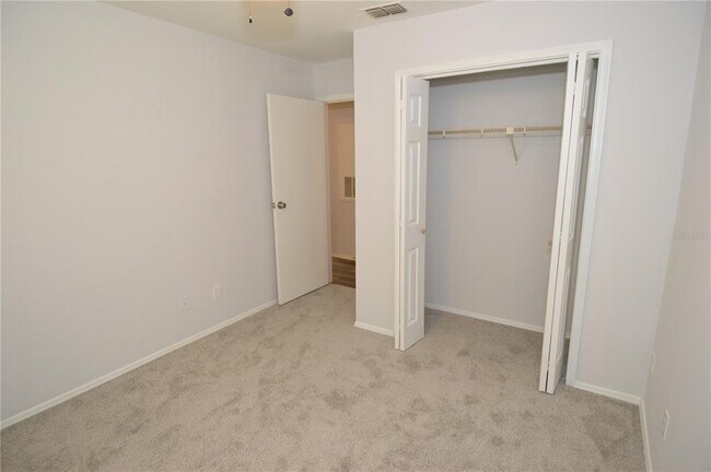 Building Photo - 1400 Gandy Blvd N