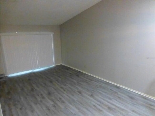 Building Photo - 2822 Whitehall Dr