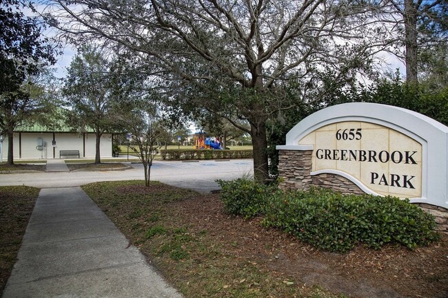 Building Photo - 4 bedroom 3 Bath Pool home in Lakewood Ranch Greenbrook