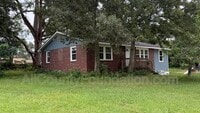 Building Photo - 212 Ellen St