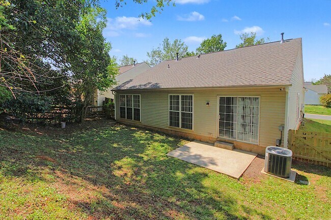 Building Photo - 1416 Rumstone Ln