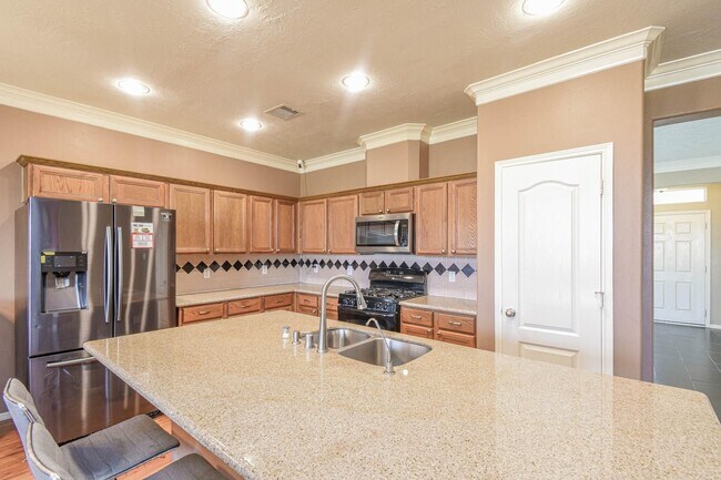 Building Photo - 21706 Owl Canyon Dr