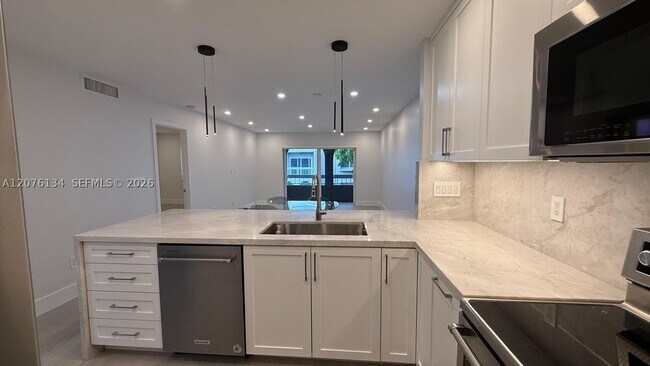 Building Photo - 7840 Camino Real
