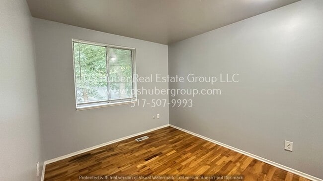 Building Photo - 827 Vincent Ct