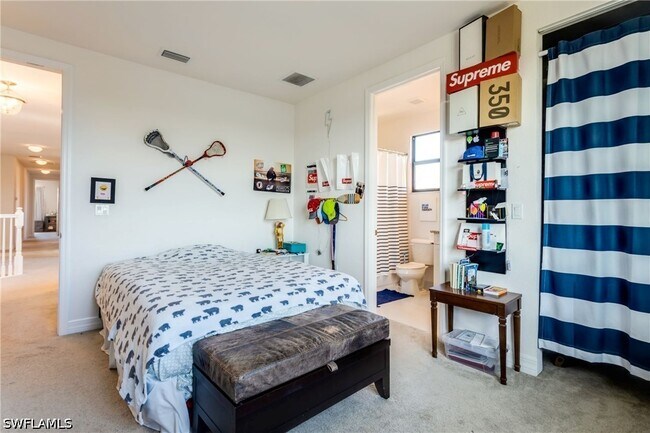 Building Photo - 13755 Luna Dr