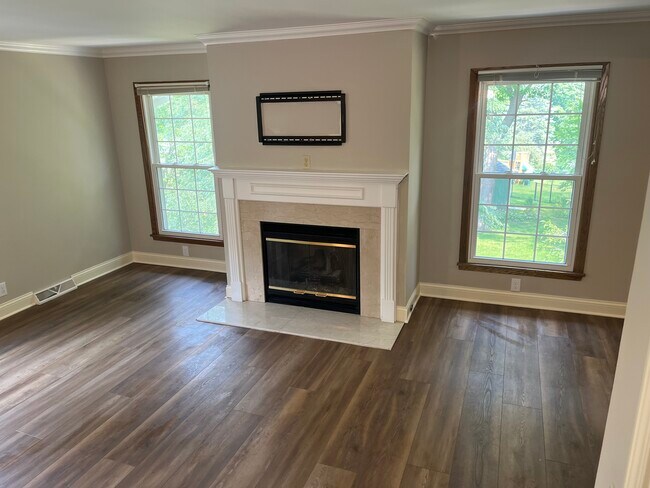 Building Photo - 16430 Tia Ct