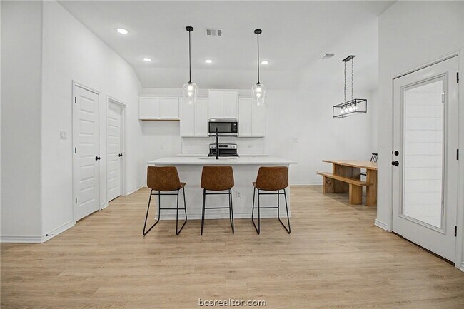 Building Photo - 3116 Brady Ct