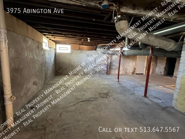 Building Photo - 3975 Abington Ave