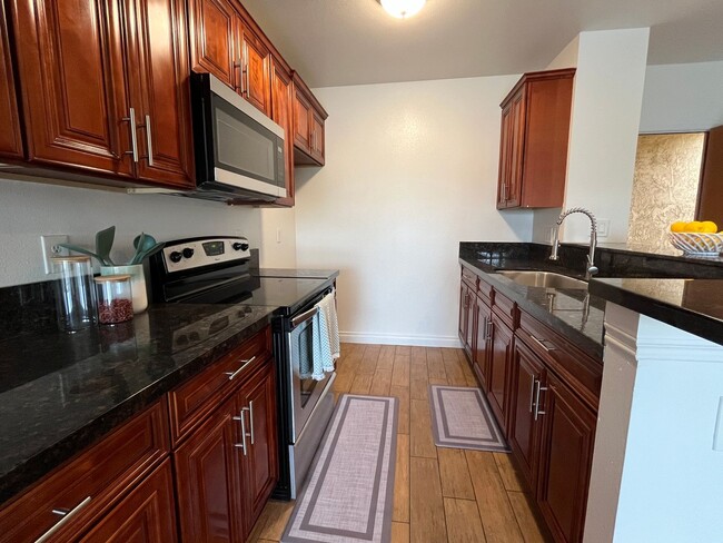 Building Photo - Citrus Cove Apartments 1 br