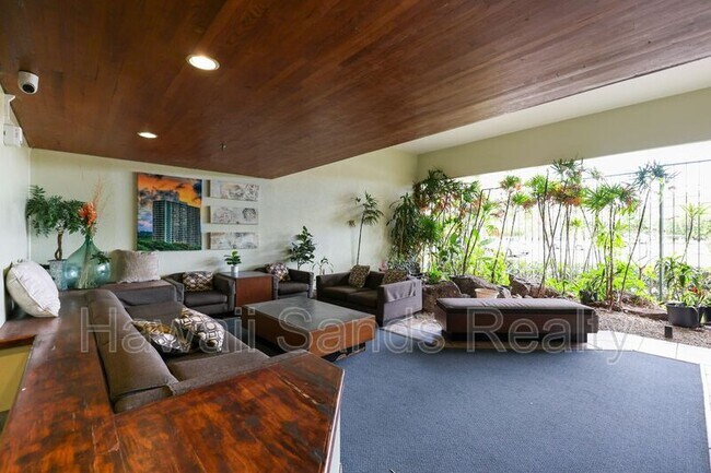 Building Photo - 98-402 Koauka Loop