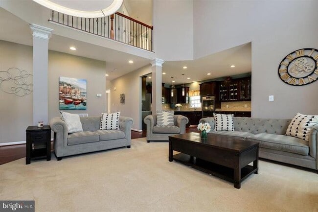 Building Photo - 22513 Castle Oak Rd
