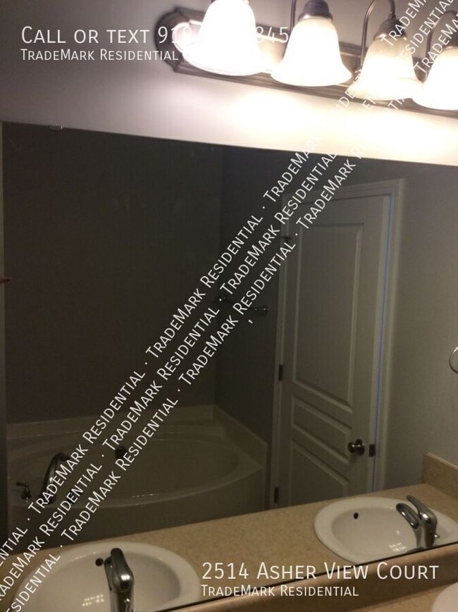 Building Photo - 2514 Asher View Ct