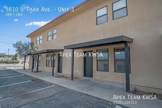 Primary Photo - $1150- 2 Bed | 1.5 Bath Townhome Unit with...