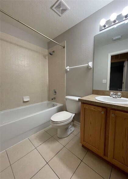 Building Photo - 17535 Stinchar Dr