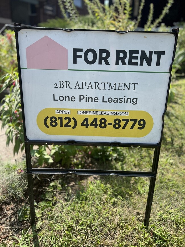 Building Photo - 61 E Park St