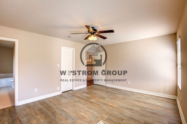 Building Photo - 10856 Devontree Dr