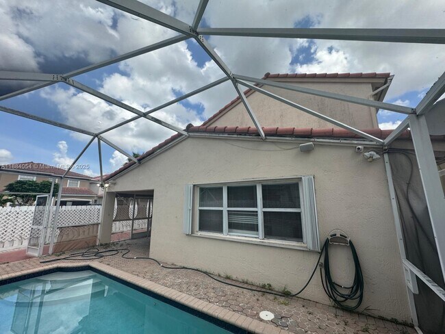Building Photo - 15320 SW 47th St