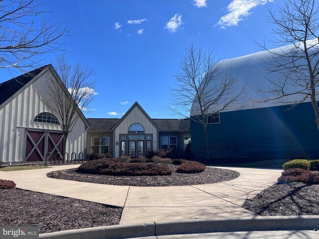 Building Photo - 316 Starry Way Dr