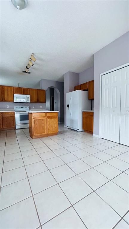 Building Photo - 3785 Shawn Cir