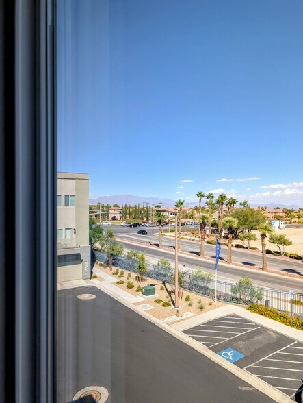 Building Photo - 1157 Blossom Point St