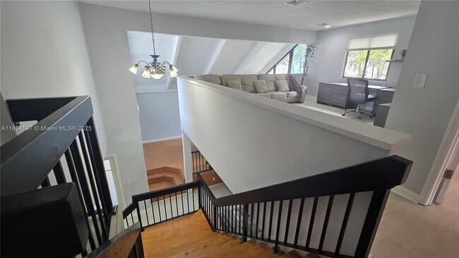 Building Photo - 540 SW 101st Ave