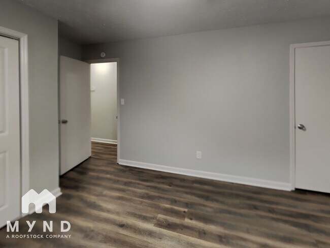 Building Photo - 2310 Ramblewood Cir