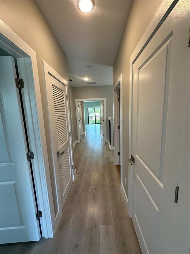 Building Photo - 4507 E Aqua Bella Ln