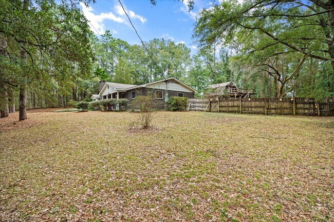 Building Photo - 7300 Cypress Ave