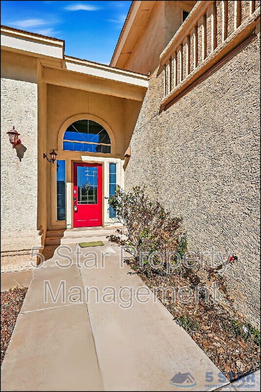 Building Photo - 3140 Tierra Agave Dr