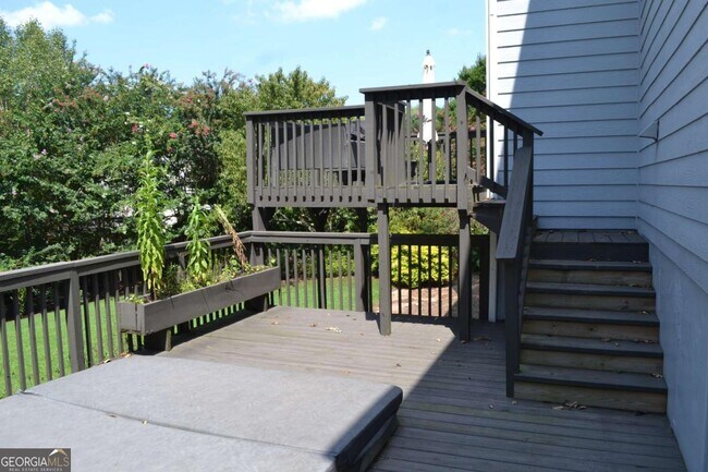 Building Photo - 1620 Grand Jct