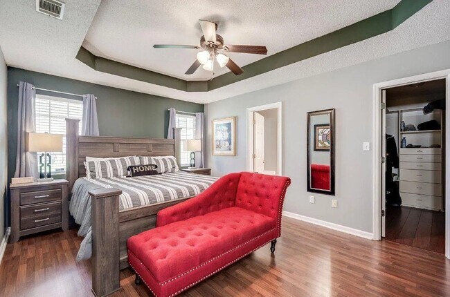 Building Photo - 250 Lafayette Dr