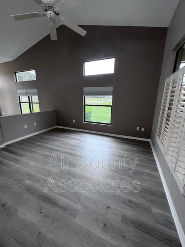 Building Photo - 6221 Misty Meadow Loop