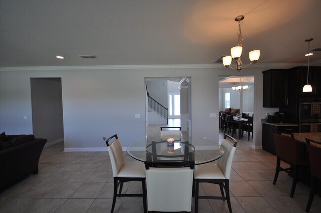 Building Photo - Large Home at Work Golf Village