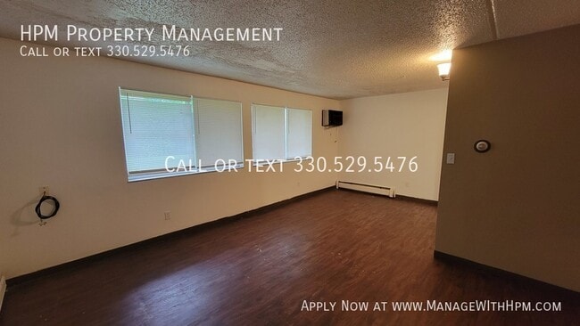 Building Photo - 725 E Waterloo Rd